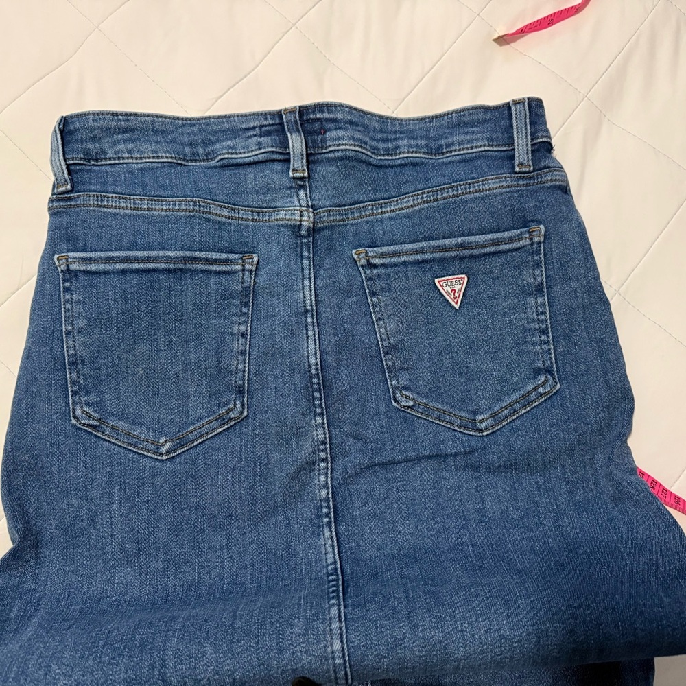 Guess Blue Denim Jeans with Red Logo Patch - Picture 3 of 5